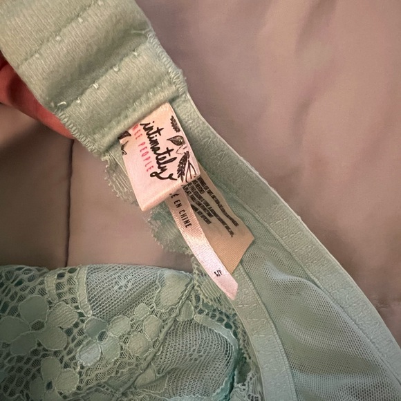 Free People Galloon Lace Halter Bra Tiffany Blue - Picture 3 of 3